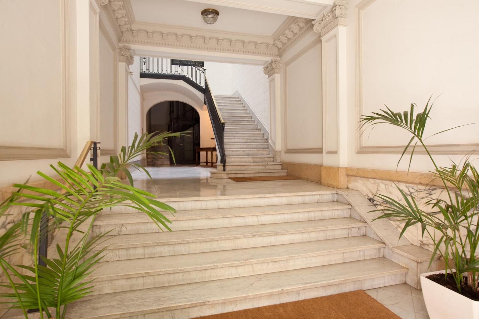 Hohomes - Luxury Palacete Барселона Экстерьер фото